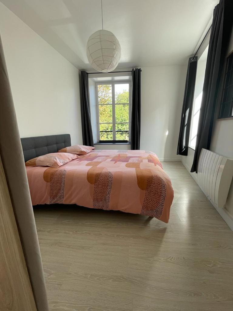 Appartement Le Petit Charcot Charleville-Mézières Extérieur photo