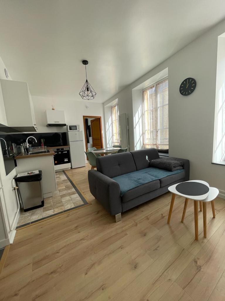 Appartement Le Petit Charcot Charleville-Mézières Extérieur photo