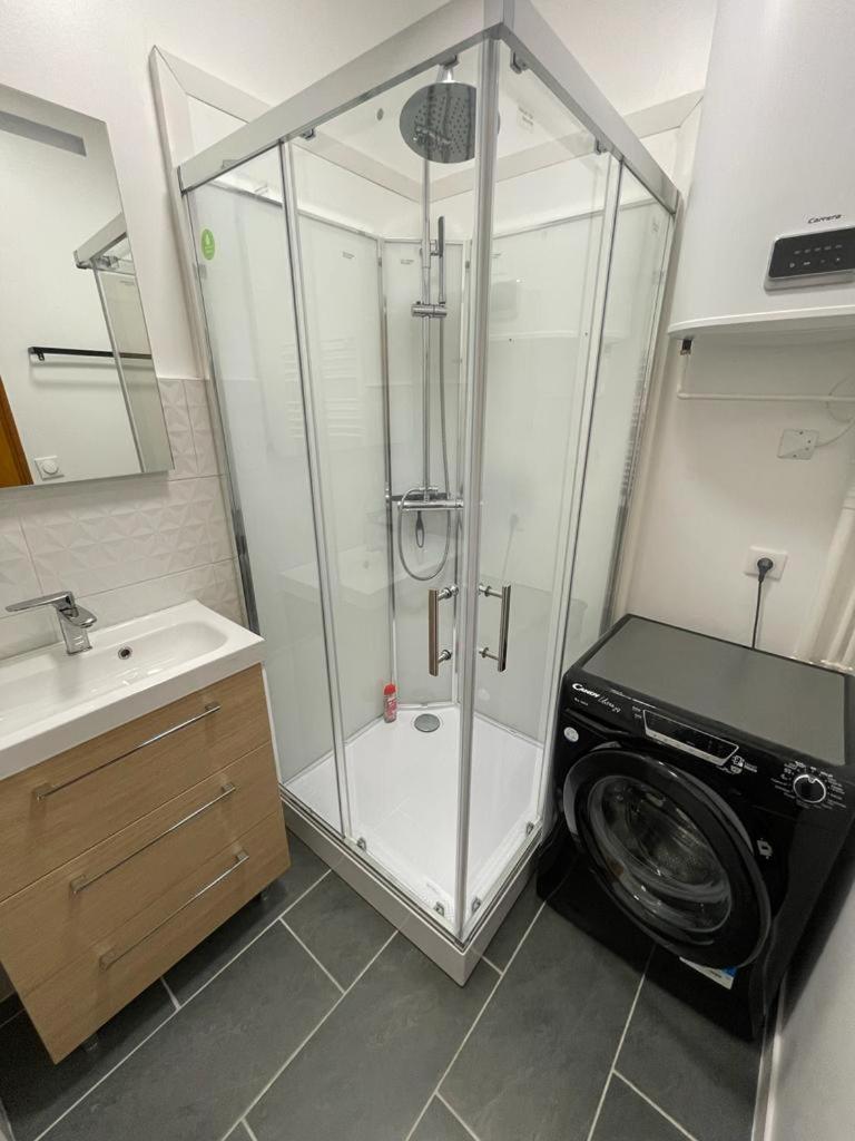 Appartement Le Petit Charcot Charleville-Mézières Extérieur photo