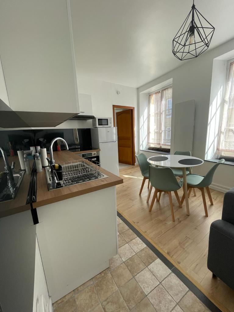Appartement Le Petit Charcot Charleville-Mézières Extérieur photo